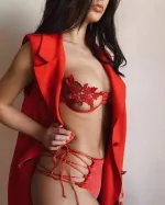 LALE  (19 yaş) — ALANYA